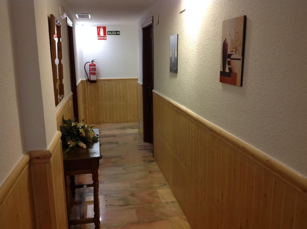 Hostal Los Amigos 奥利文萨 外观 照片